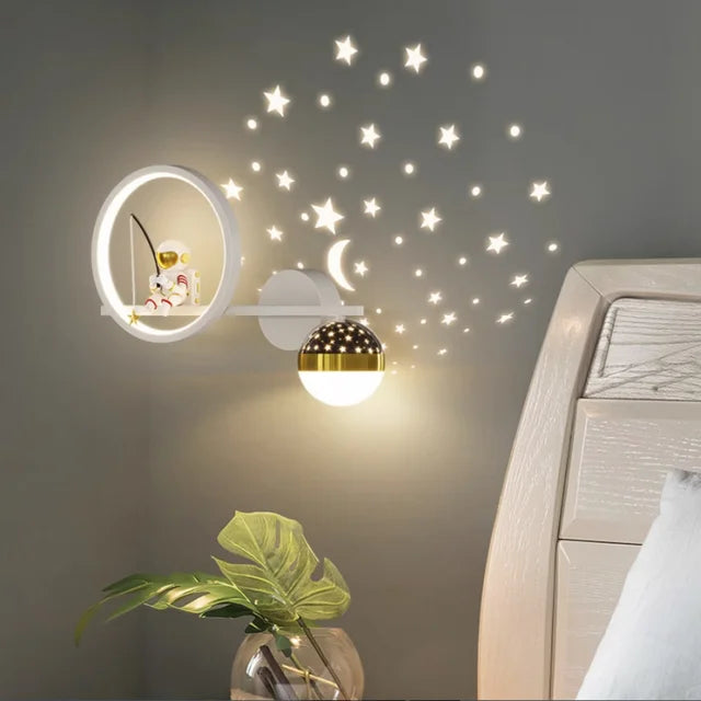 Lampe murale moderne pour enfants - BrightBuddy