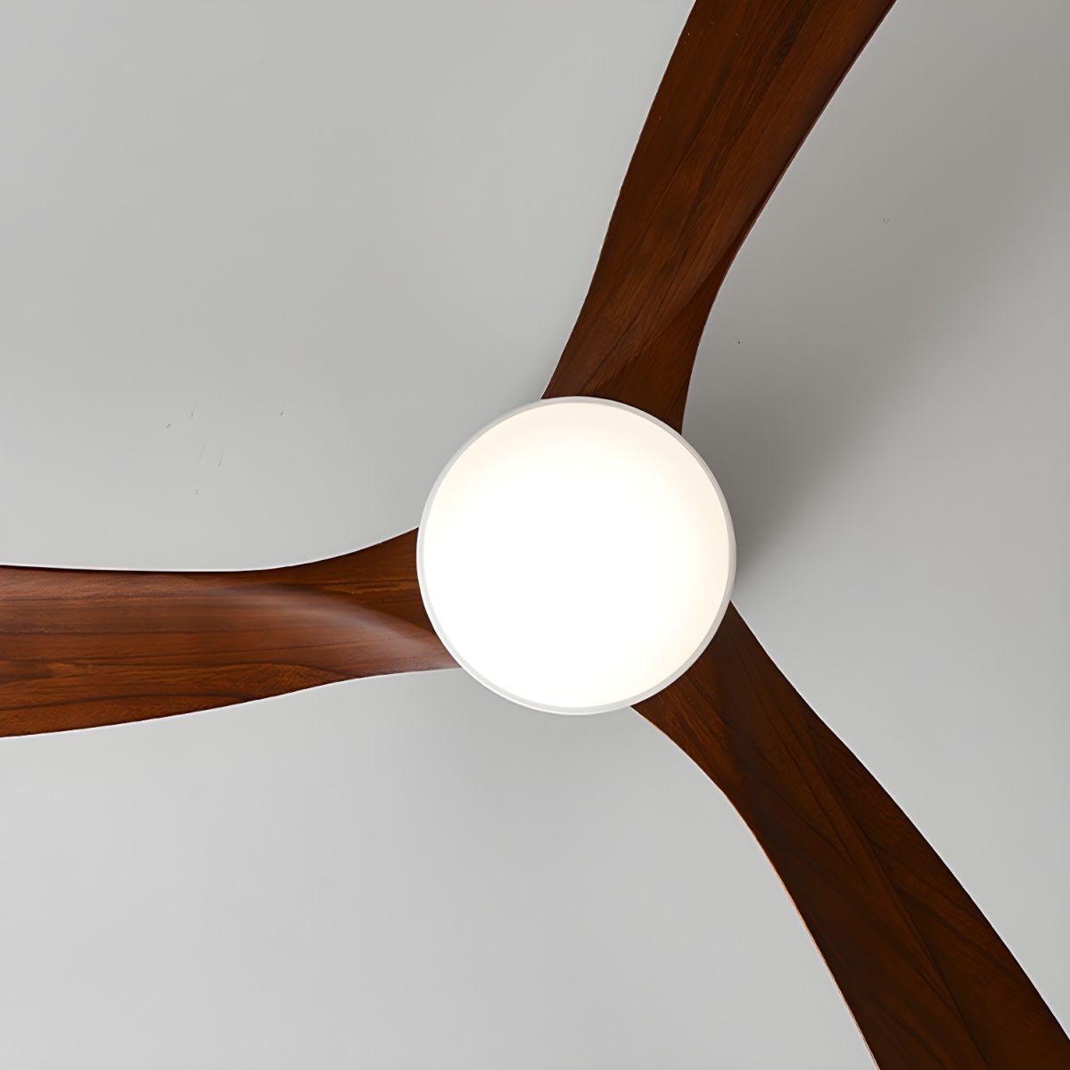 Ventilateur de plafond en bois nordique avec lumière LED télécommandée