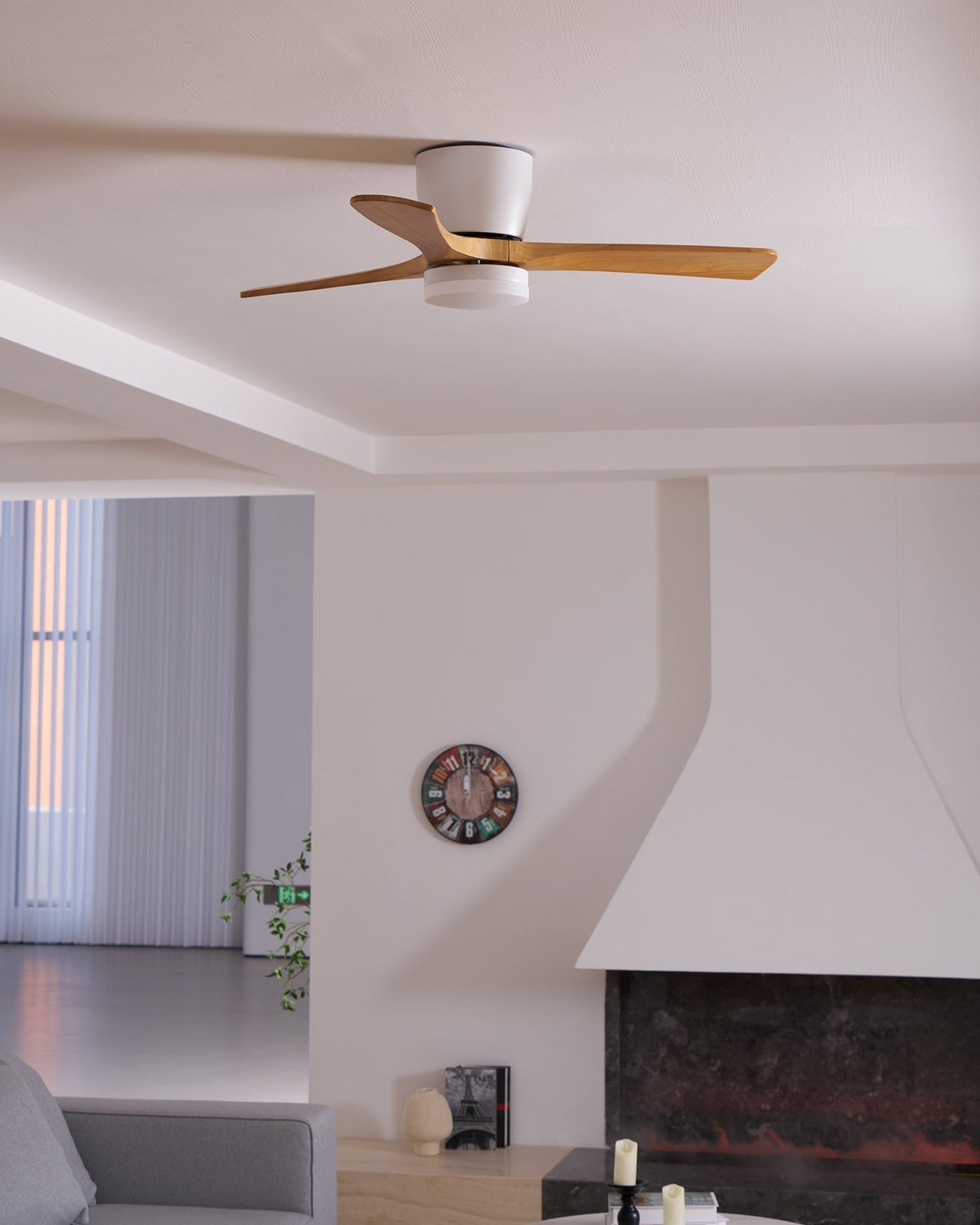 Ventilateur de plafond en bois nordique avec lumière LED télécommandée