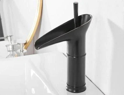 Robinet de Lavabo de Luxe - CascadeFlow