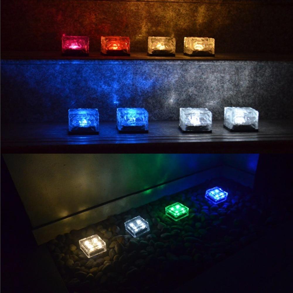 Lampe de jardin LED solaire avec effet de vague d'eau
