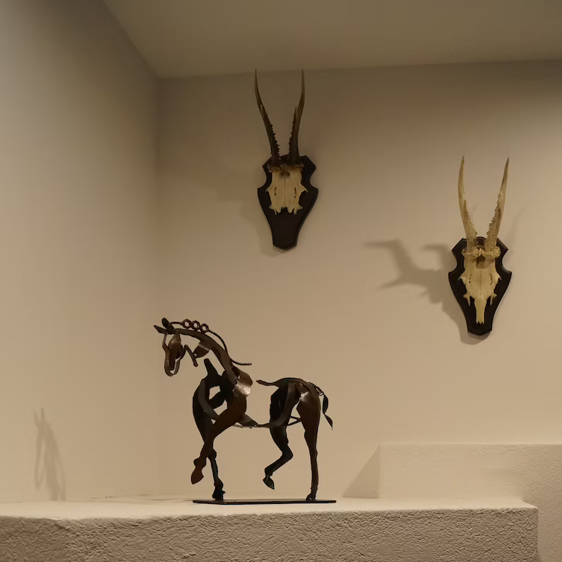 Figurine de cheval faite à la main – Ferro