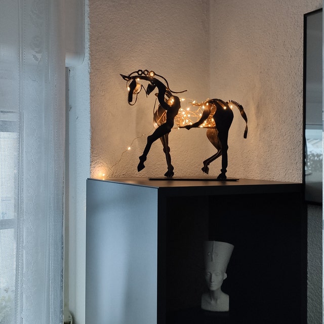 Figurine de cheval faite à la main – Ferro