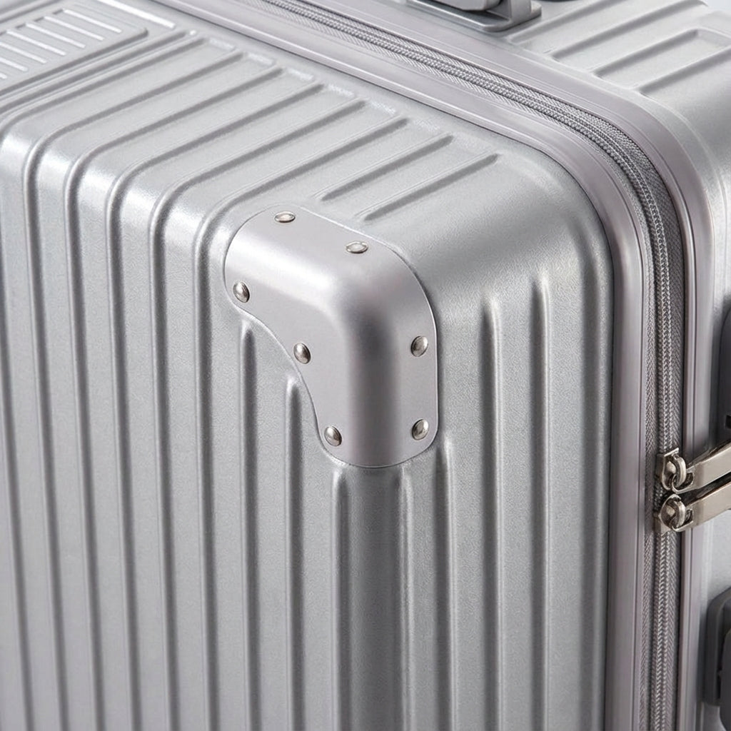 Valise Rétro avec Protection d'Angle Durable pour Voyager Sans Souci