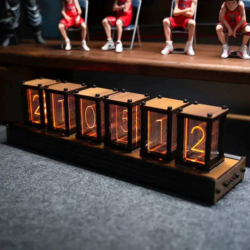 Horloge à lampes Nixie avec six affichages