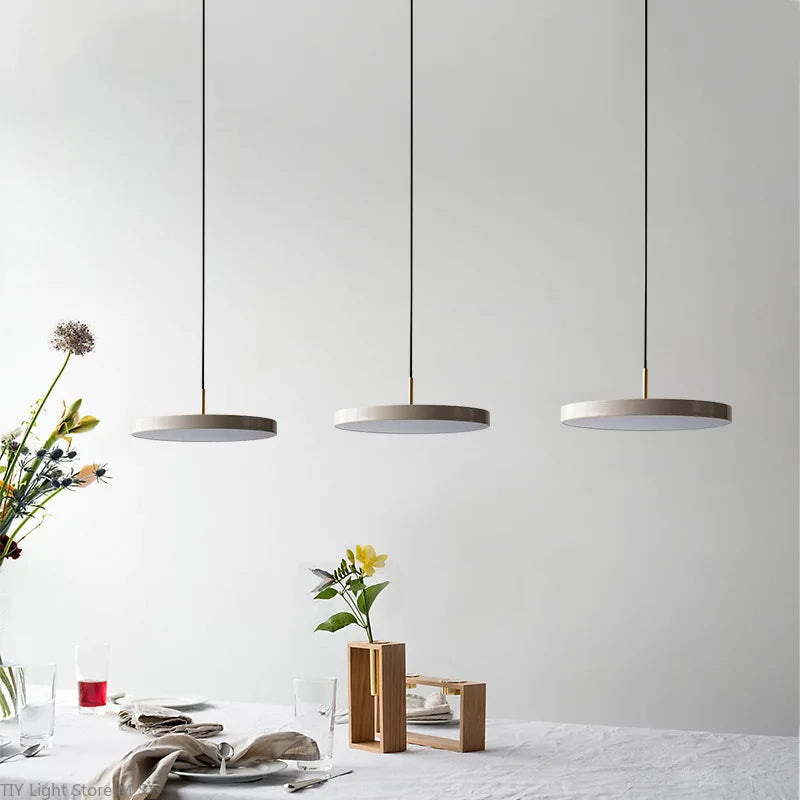 Lampe Suspendue Scandinave au Design Minimaliste - Lyssa