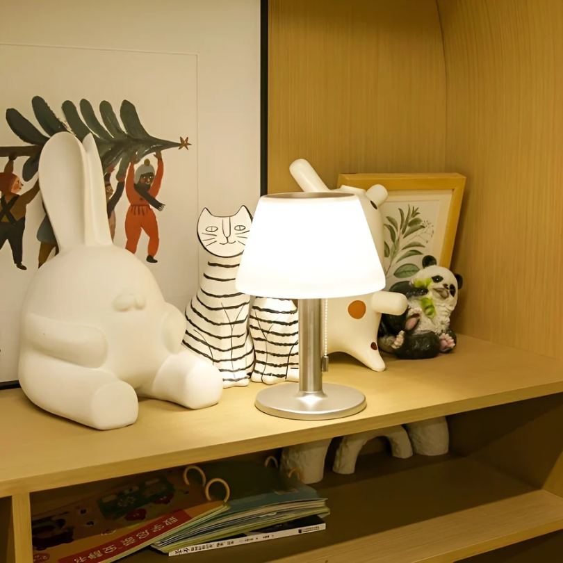 Lampe de Table Énergétique Solaire Élégante - SolarLuxe