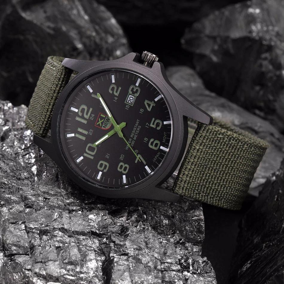 Montre Tactique pour Homme AventureTemps – Étanche et Résistante aux Chocs avec LED