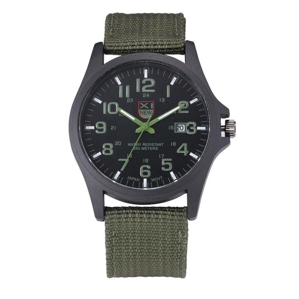 Montre Tactique pour Homme AventureTemps – Étanche et Résistante aux Chocs avec LED