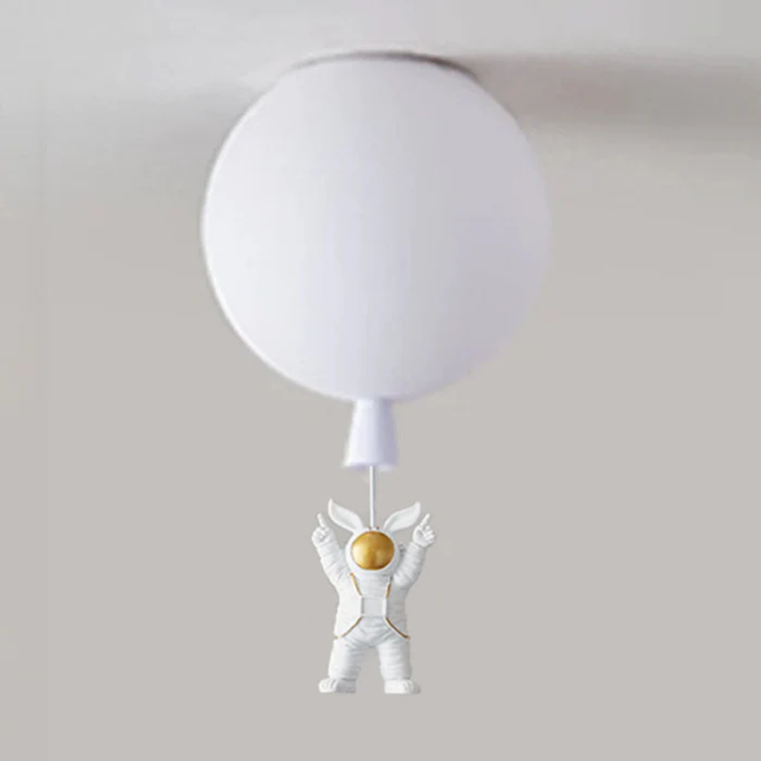 Lustre LED Tendance Lune/Astronaute pour chambre d'enfant - CosmoGlow