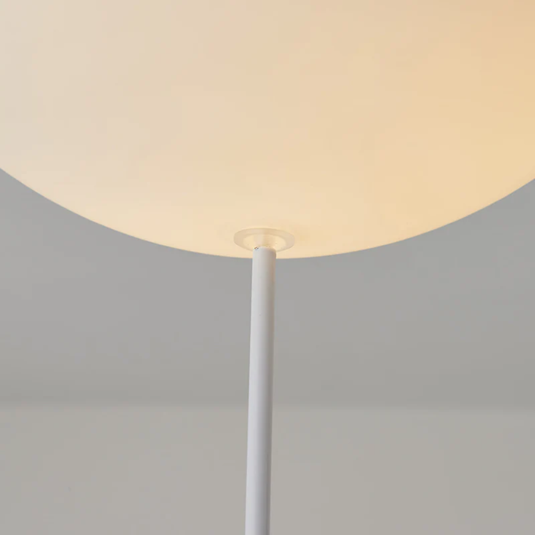Lustre LED Tendance Lune/Astronaute pour chambre d'enfant - CosmoGlow