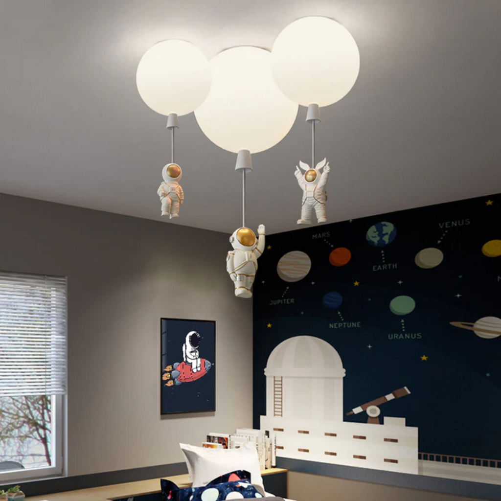 Lustre LED Tendance Lune/Astronaute pour chambre d'enfant - CosmoGlow