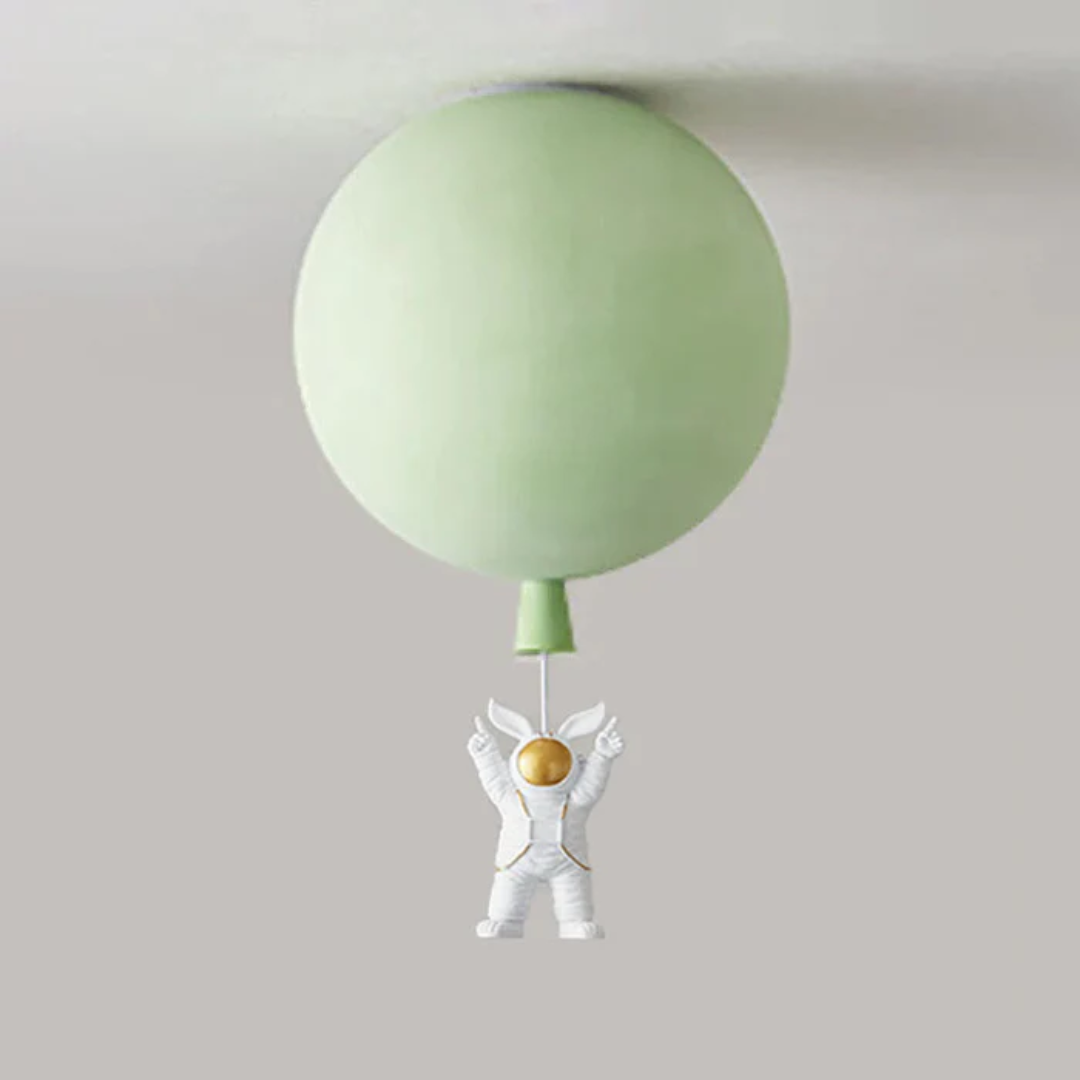 Lustre LED Tendance Lune/Astronaute pour chambre d'enfant - CosmoGlow