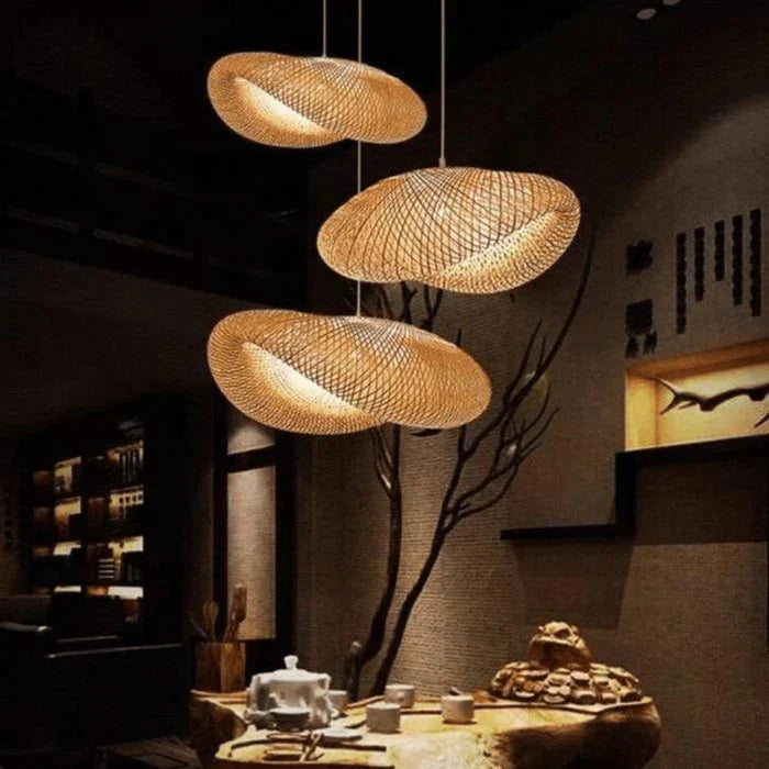 Lampe suspendue tendance en rotin - NaturGlow
