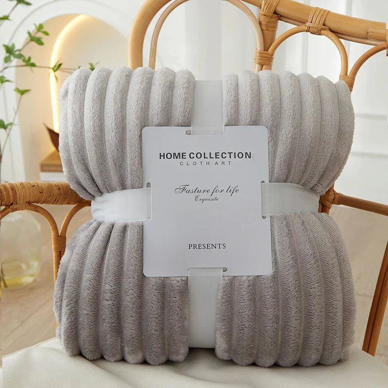 Couverture en Flanelle Polaire Rayée Large - CozyStripe